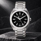Gucci GG2570 YA142312 luxury lifestyle view