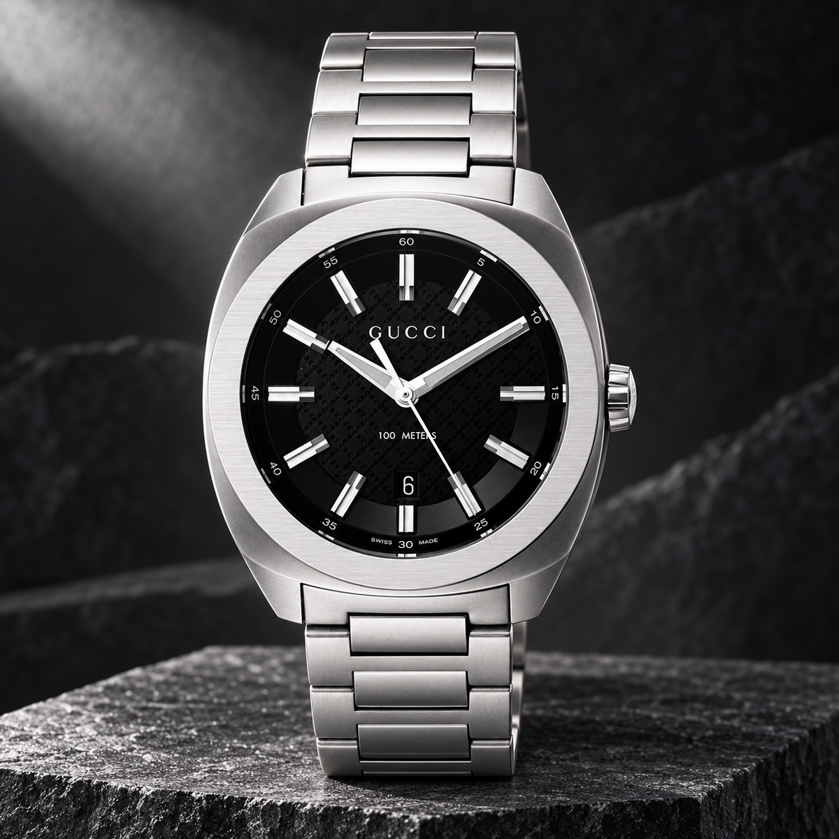 Gucci GG2570 YA142312 luxury lifestyle view