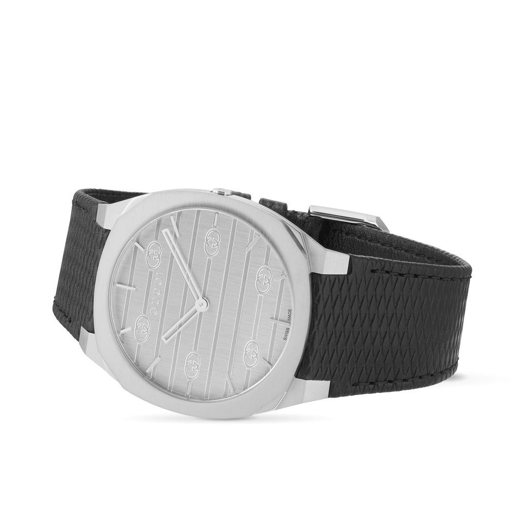 Gucci 25H YA163419 angled view
