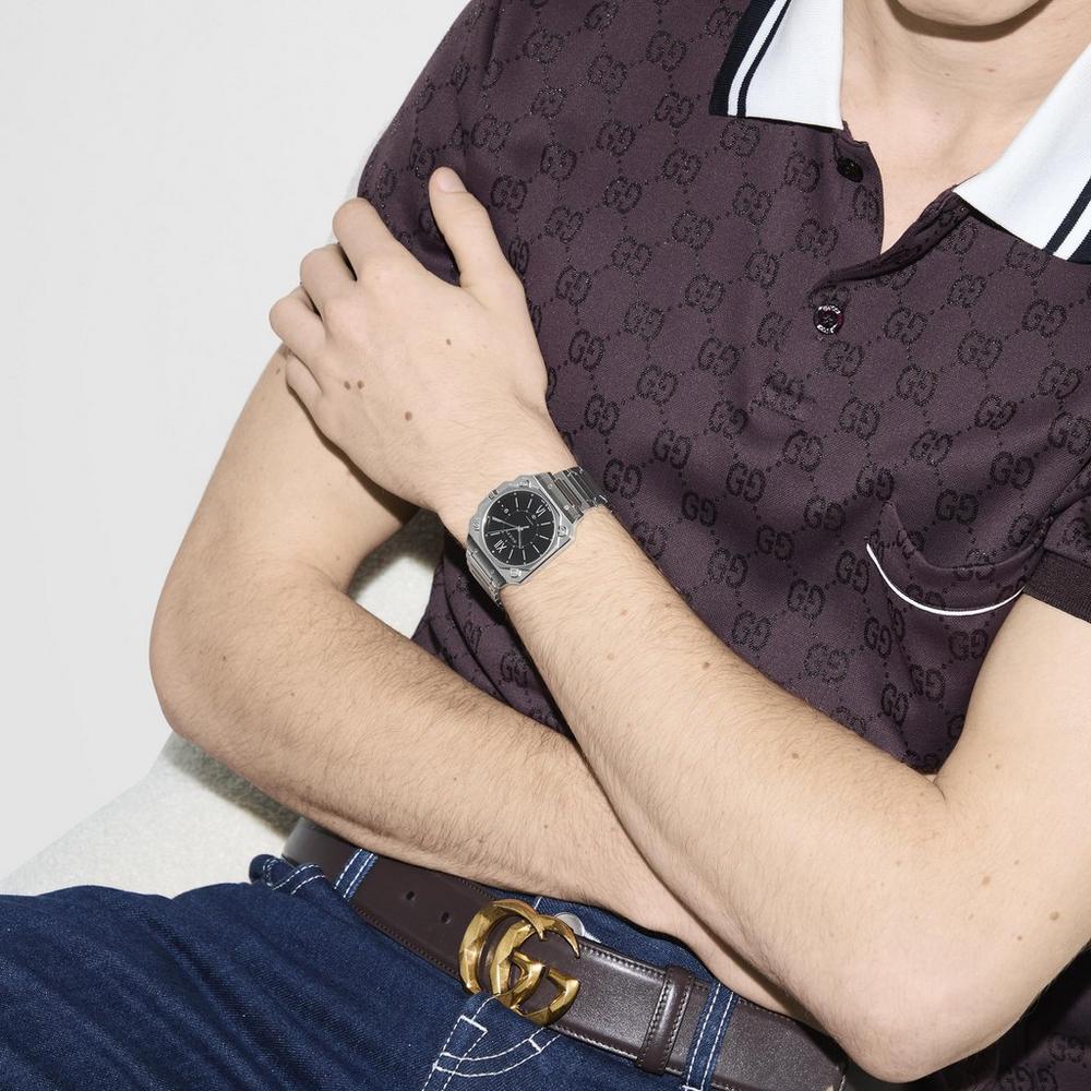 Gucci G-Flat YA166401 men's automatic watch worn on wrist