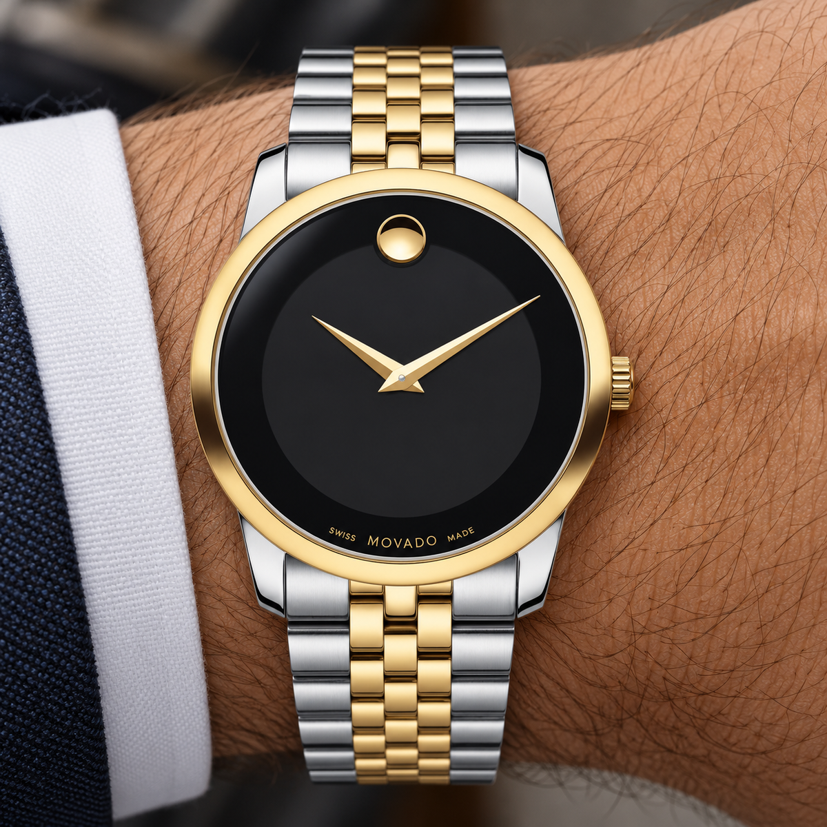 Movado Museum Classic 40mm Black Dial Men's Watch 0606899 — dial detail
