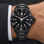Movado Series 800 40mm Black Dial Men's Watch 2600143 — wrist