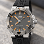 Oris Aquis Date 43mm Grey Orange Dial Tungsten Bezel Black Rubber Automatic Men's Watch – dial macro