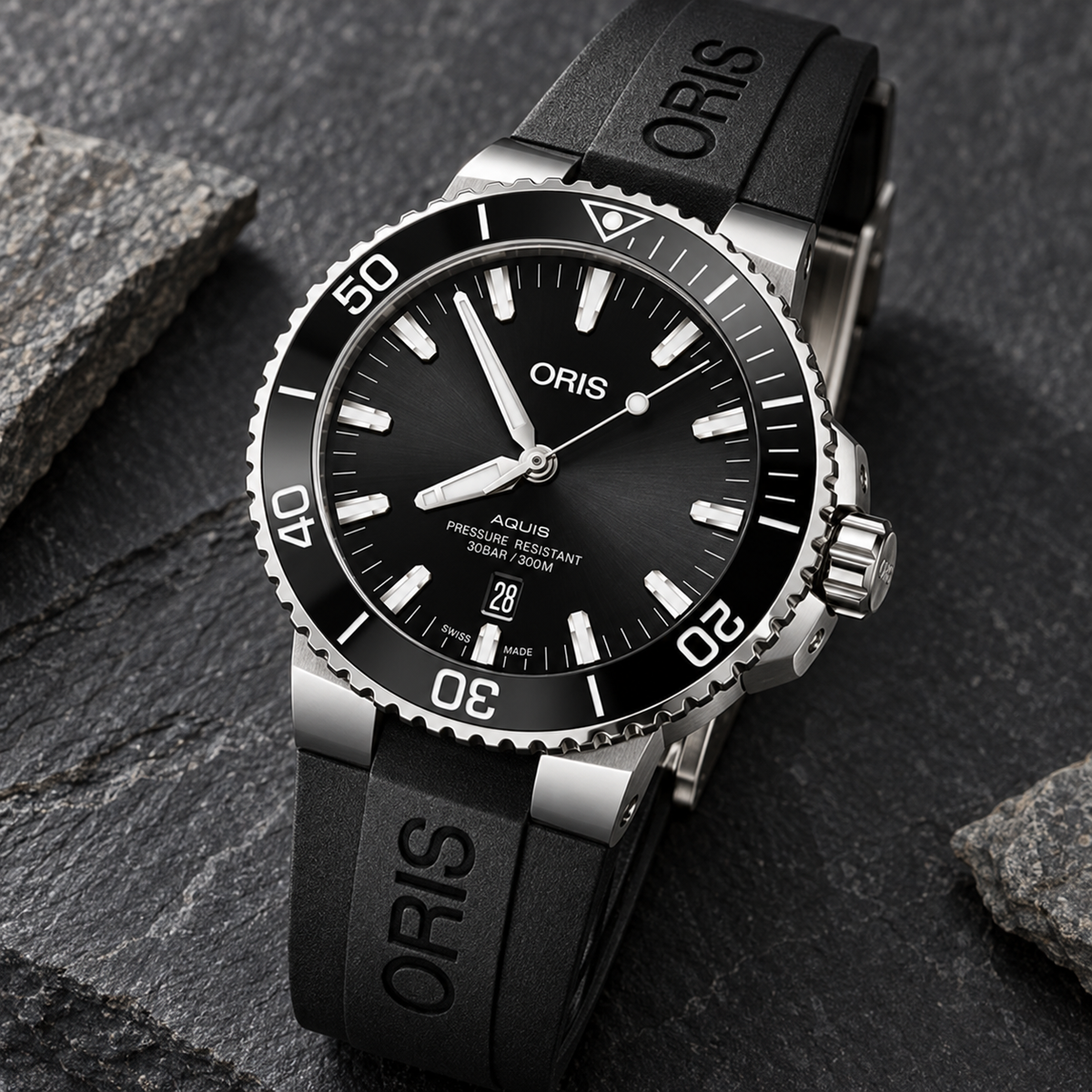 Oris Aquis Date 43.5mm Black Dial Black Rubber Automatic Men's Watch – stone still life