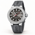 Oris Aquis Date Relief 43.5mm grey dial grey rubber strap – studio