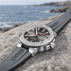 Oris Aquis Date Relief 43.5mm grey dial grey rubber strap – coastal lifestyle