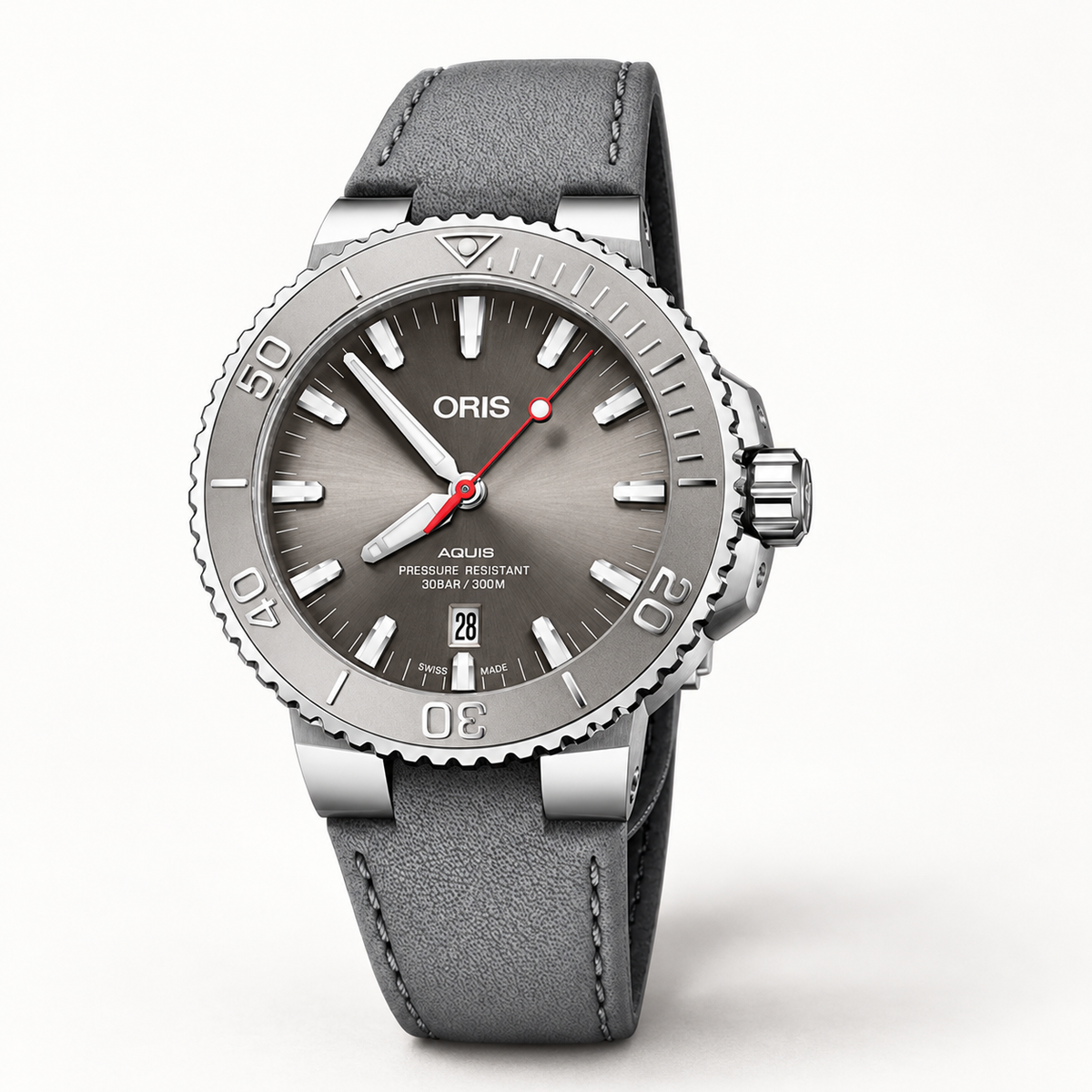 Oris Aquis Date Relief 43.5mm grey dial grey leather strap – studio