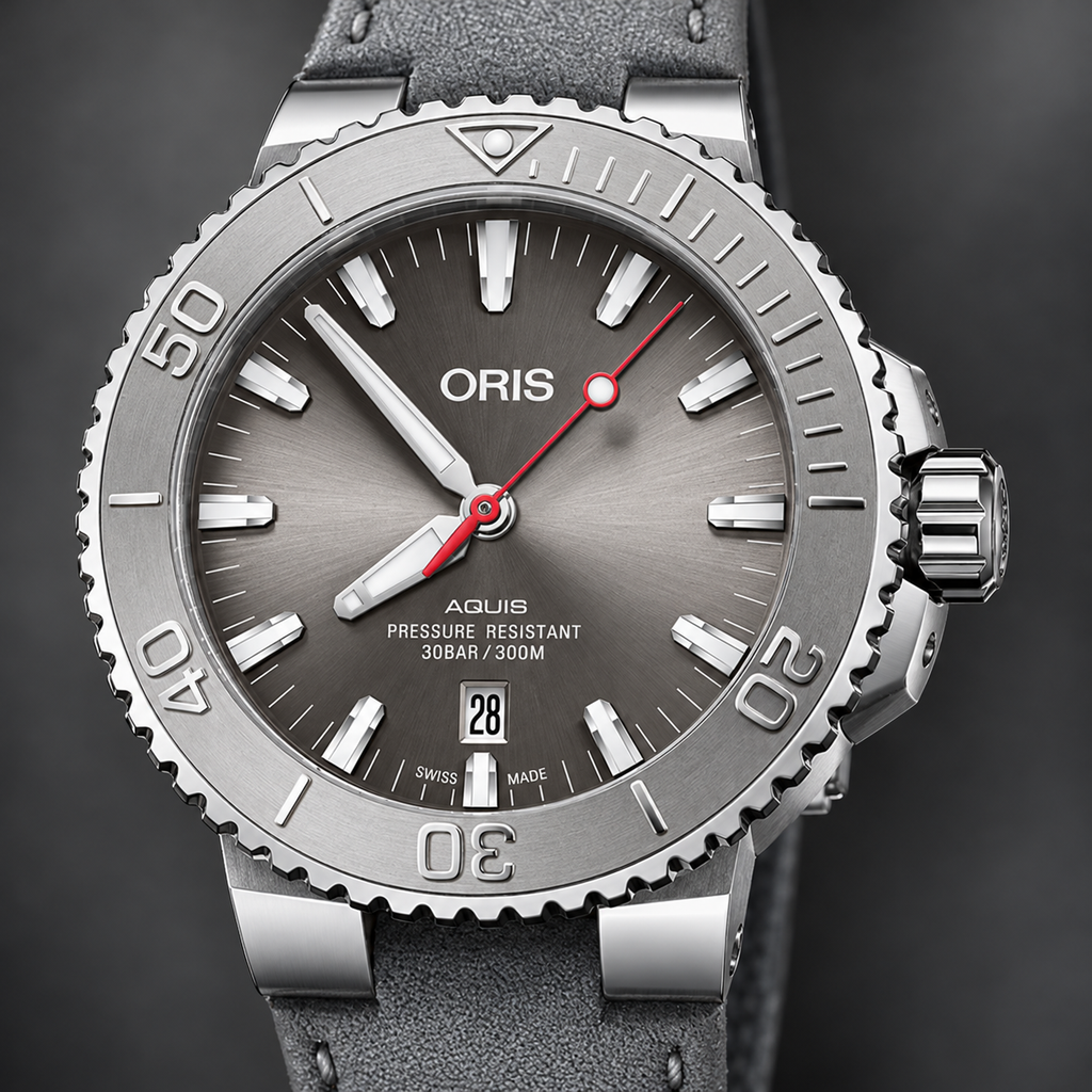 Oris Aquis Date Relief 43.5mm grey dial grey leather strap – dial macro
