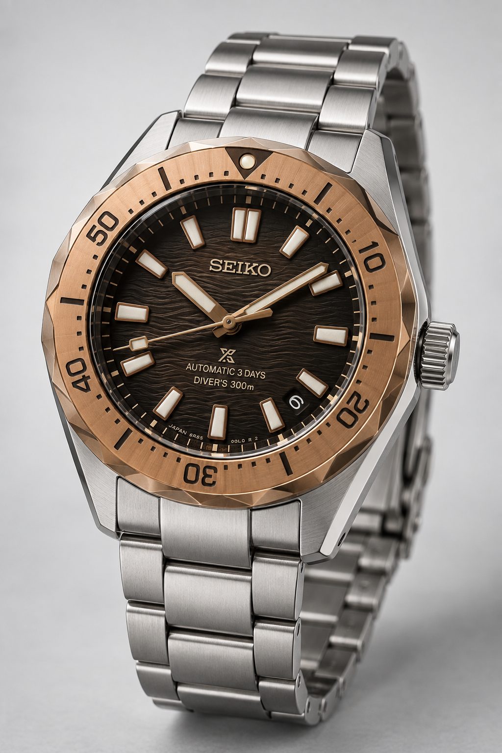 Seiko Prospex SPB485J1 studio product view