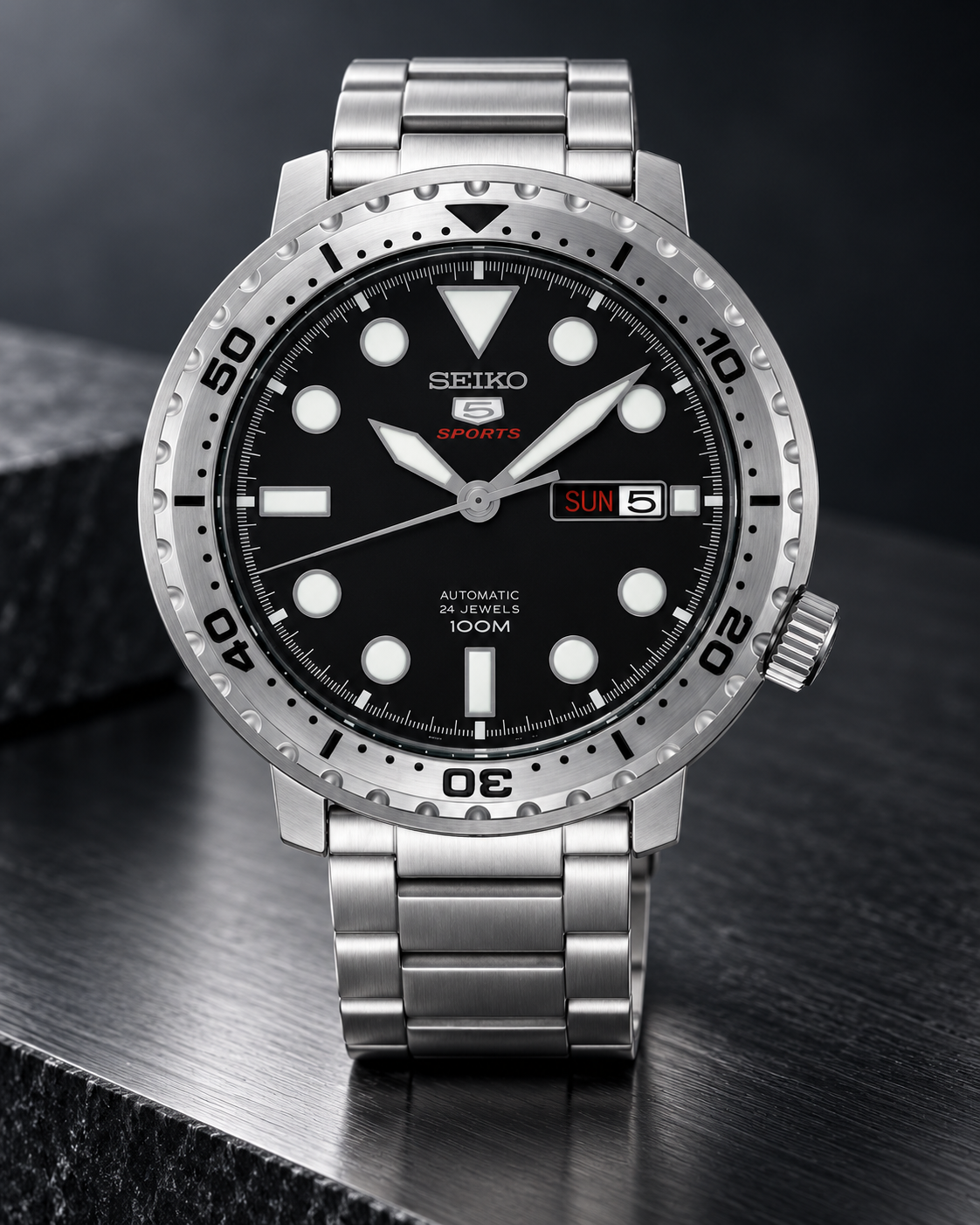 Seiko SRPC61J1 studio view