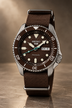 Seiko 5 Sports SRPD85K1 studio product view