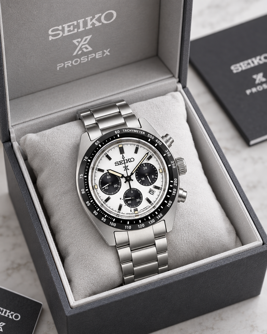 Seiko Prospex Speedtimer SSC813 presented in Seiko box