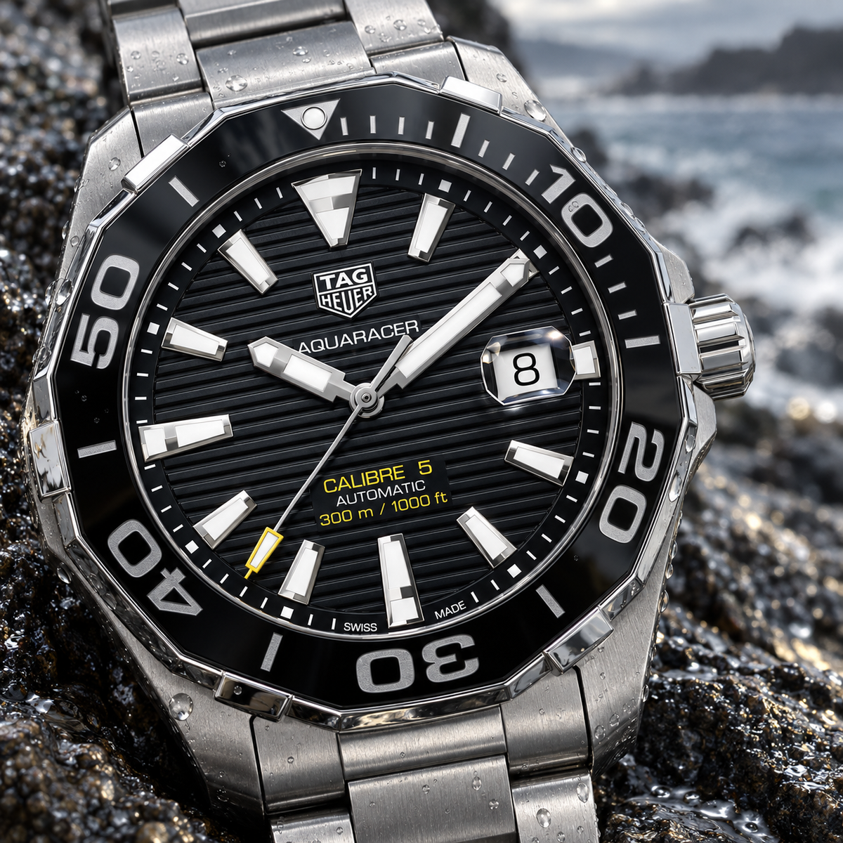 TAG Heuer Aquaracer WAY201A.BA0927 black striped dial cyclops and ceramic bezel macro