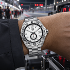 TAG Heuer Formula 1 Calibre 6 WAZ2013.BA0842 on wrist