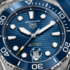 TAG Heuer Aquaracer WBP201B.BA0632 blue dial ceramic bezel and date magnifier macro