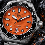 TAG Heuer Aquaracer Professional 300 Orange Diver WBP201F.BA0632 dial macro