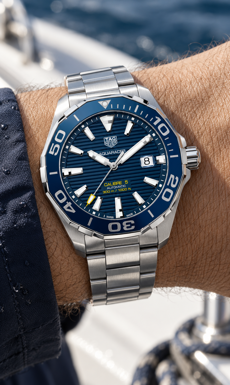 TAG Heuer Aquaracer 300M Calibre 5 automatique 43mm WAY201B.BA0927